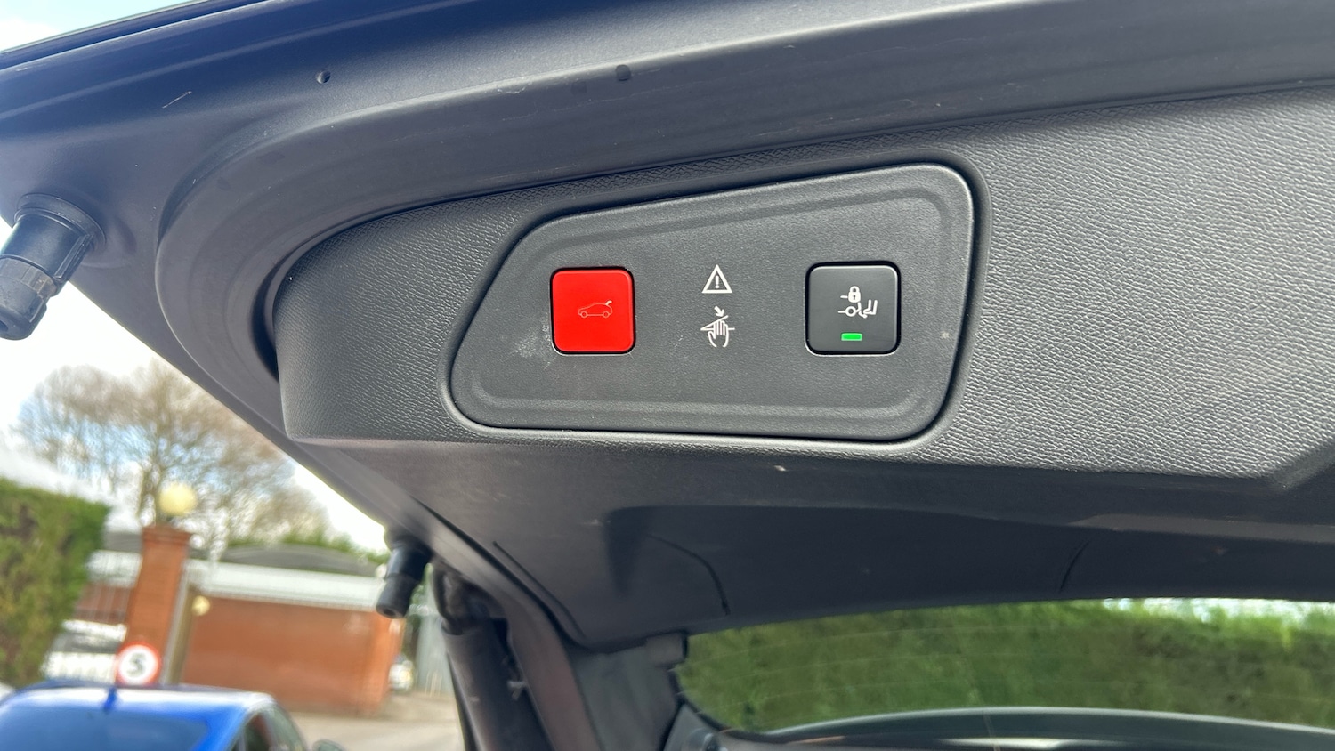 Used Peugeot 3008 2017 for sale - 77883874: Photo 41