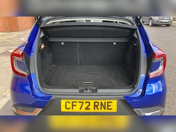 Used Renault Captur 2023 for sale - 79429489: Photo