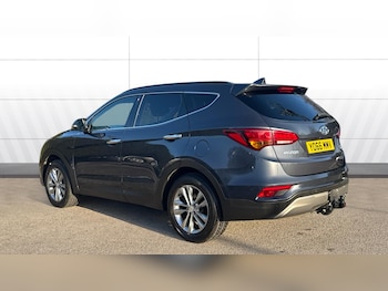 Used Hyundai Santa Fe 2016 for sale - 77759152: Photo