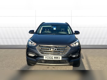Used Hyundai Santa Fe 2016 for sale - 77759152: Photo