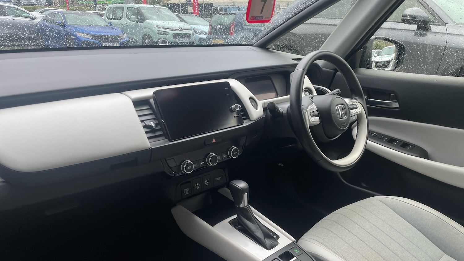 Used Honda Jazz 2021 for sale - 76479441: Photo 2