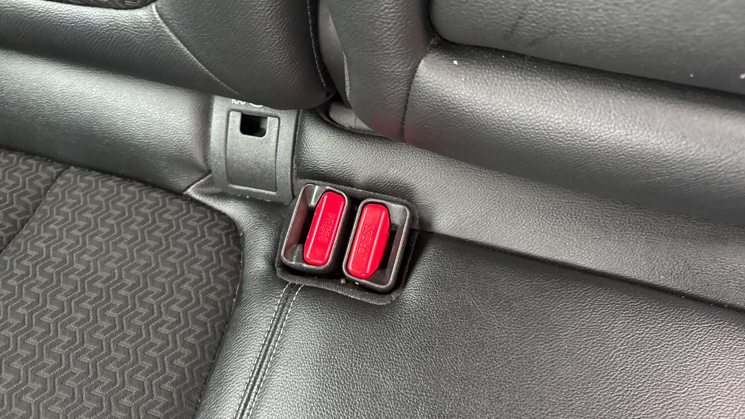 Used Renault Kadjar 2018 for sale - 76796778: Photo 17