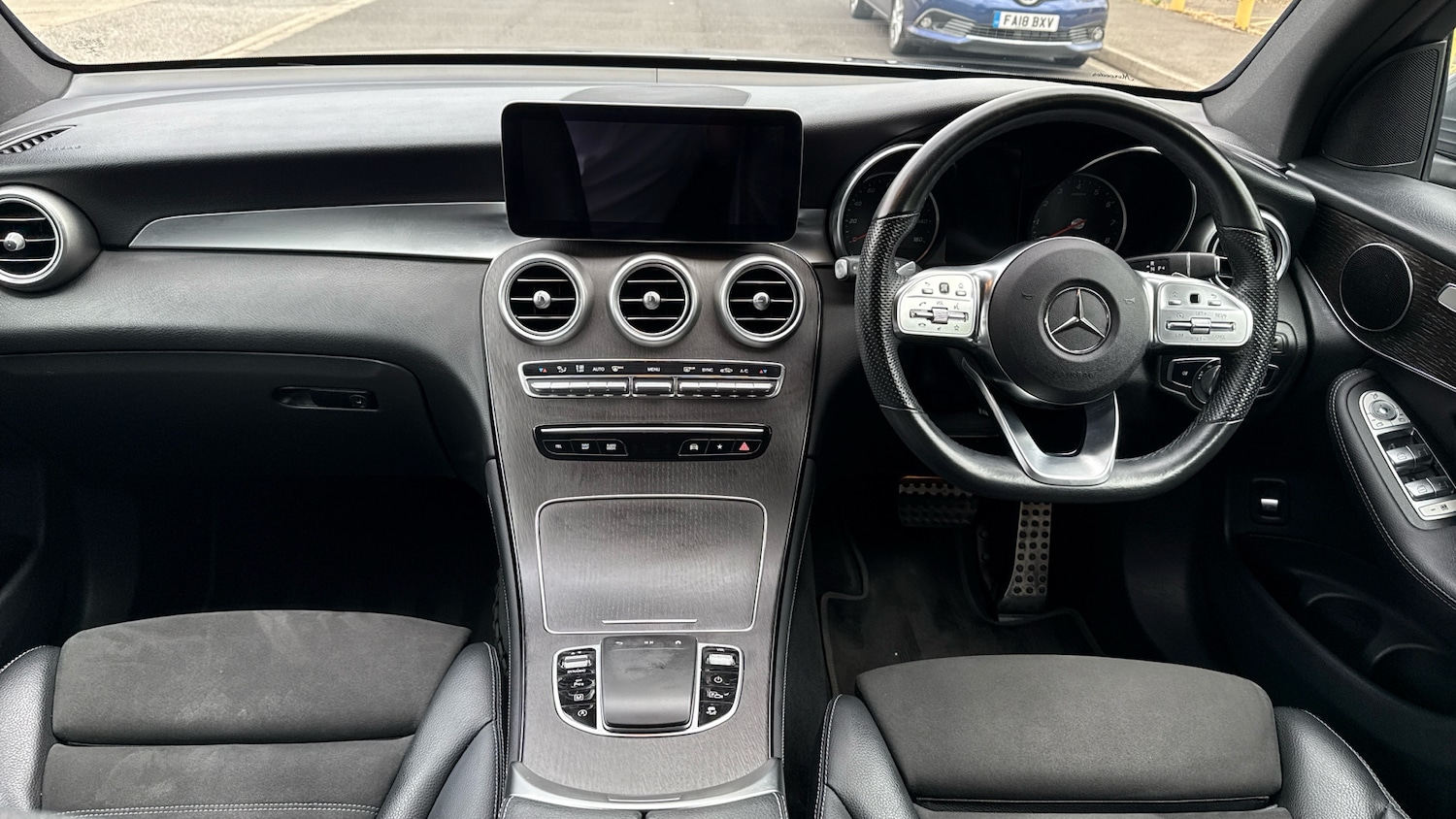 Used Mercedes-Benz GLC 2020 for sale - 76193035: Photo 10