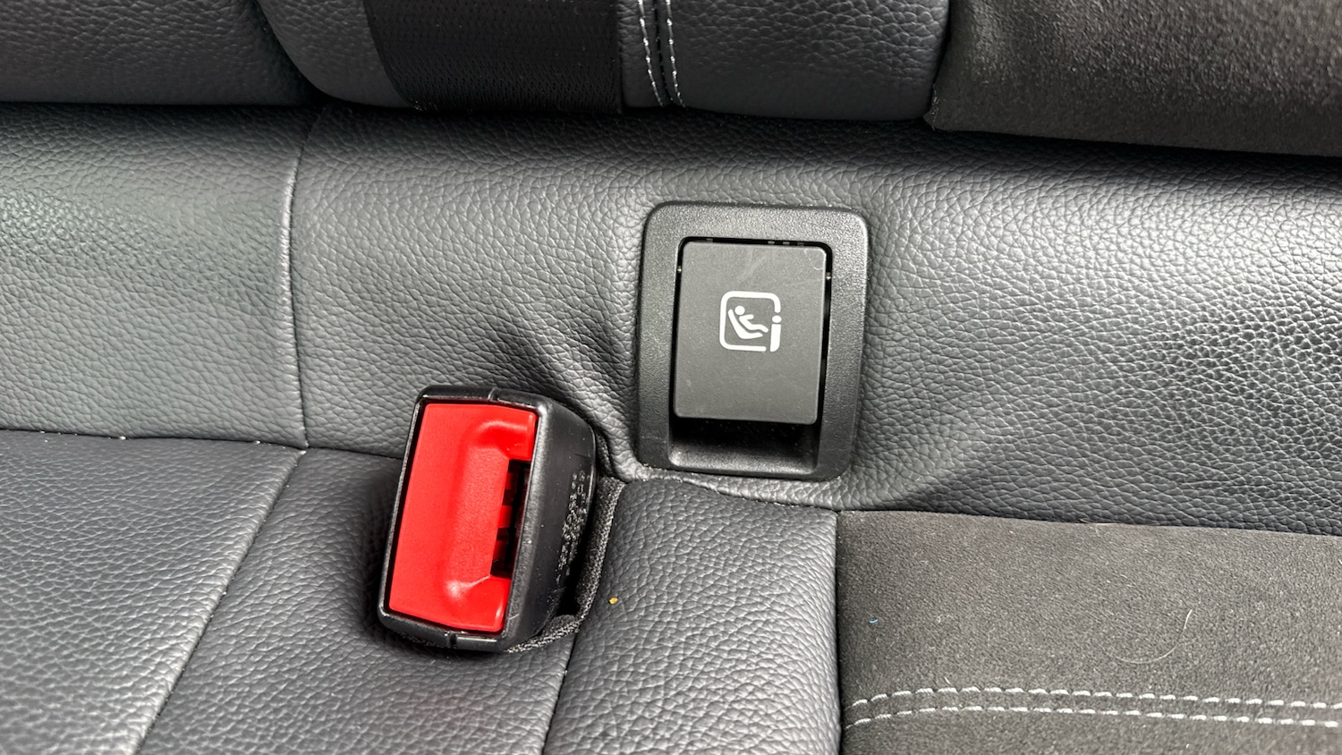 Used Mercedes-Benz GLC 2020 for sale - 76193035: Photo 17