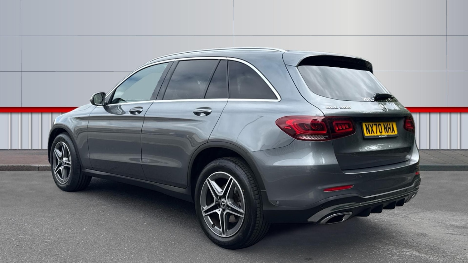 Used Mercedes-Benz GLC 2020 for sale - 76193035: Photo 2