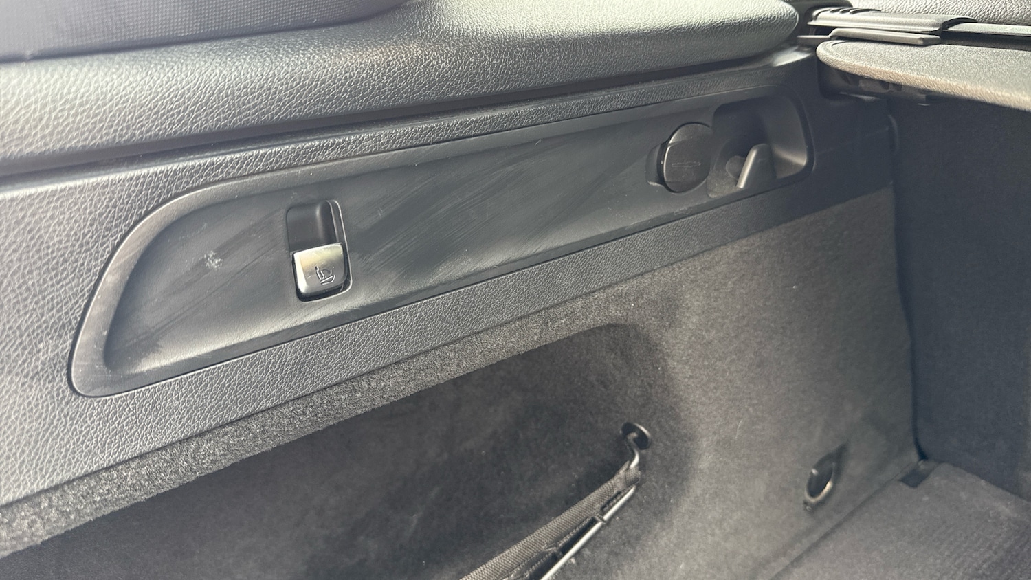 Used Mercedes-Benz GLC 2020 for sale - 76193035: Photo 22