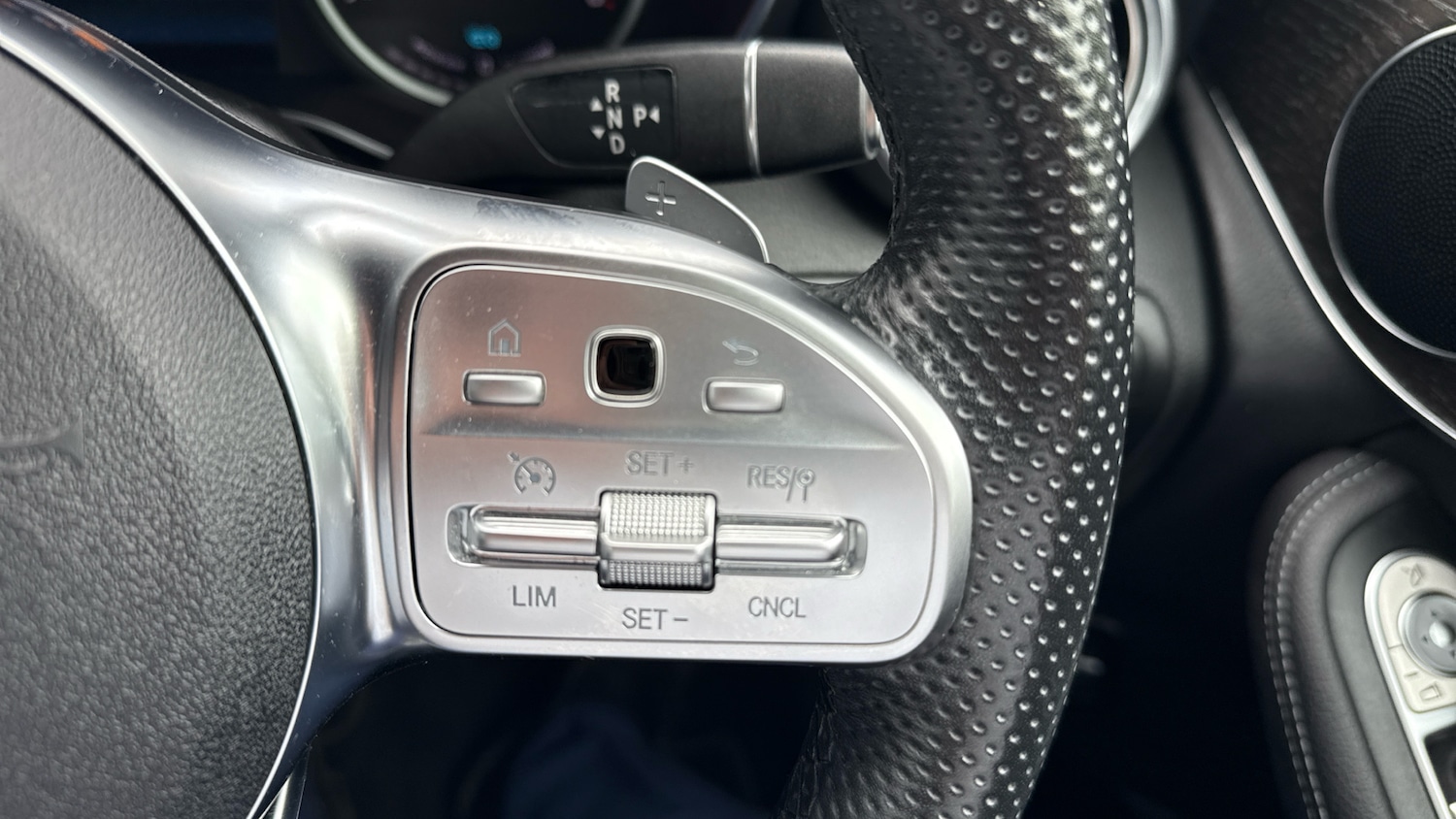 Used Mercedes-Benz GLC 2020 for sale - 76193035: Photo 38