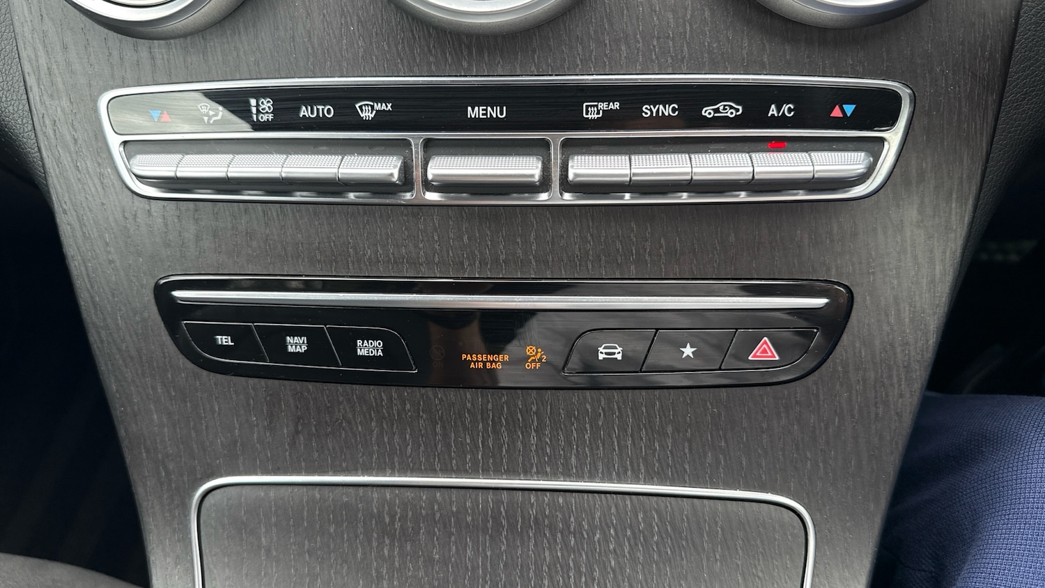 Used Mercedes-Benz GLC 2020 for sale - 76193035: Photo 43