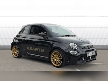 Used Abarth 695 2025 for sale - 79664152: Photo