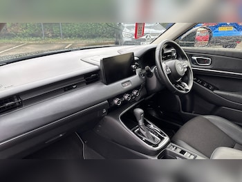 Used Honda HR-V 2024 for sale - 76181865: Photo 2