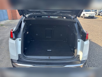 Used Peugeot 3008 2019 for sale - 79519052: Photo