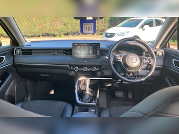 Used Honda HR-V 2024 for sale - 77965648: Photo