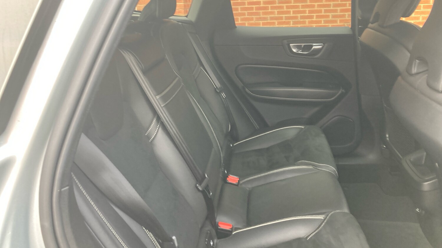 Used Volvo XC60 2018 for sale - 77528473: Photo 16