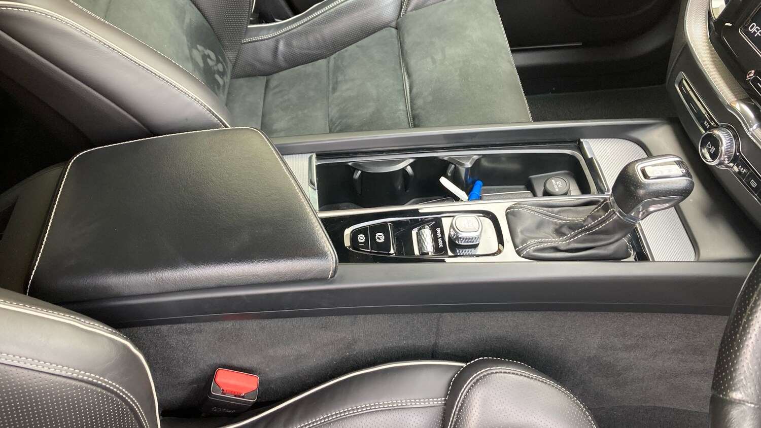 Used Volvo XC60 2018 for sale - 77528473: Photo 28