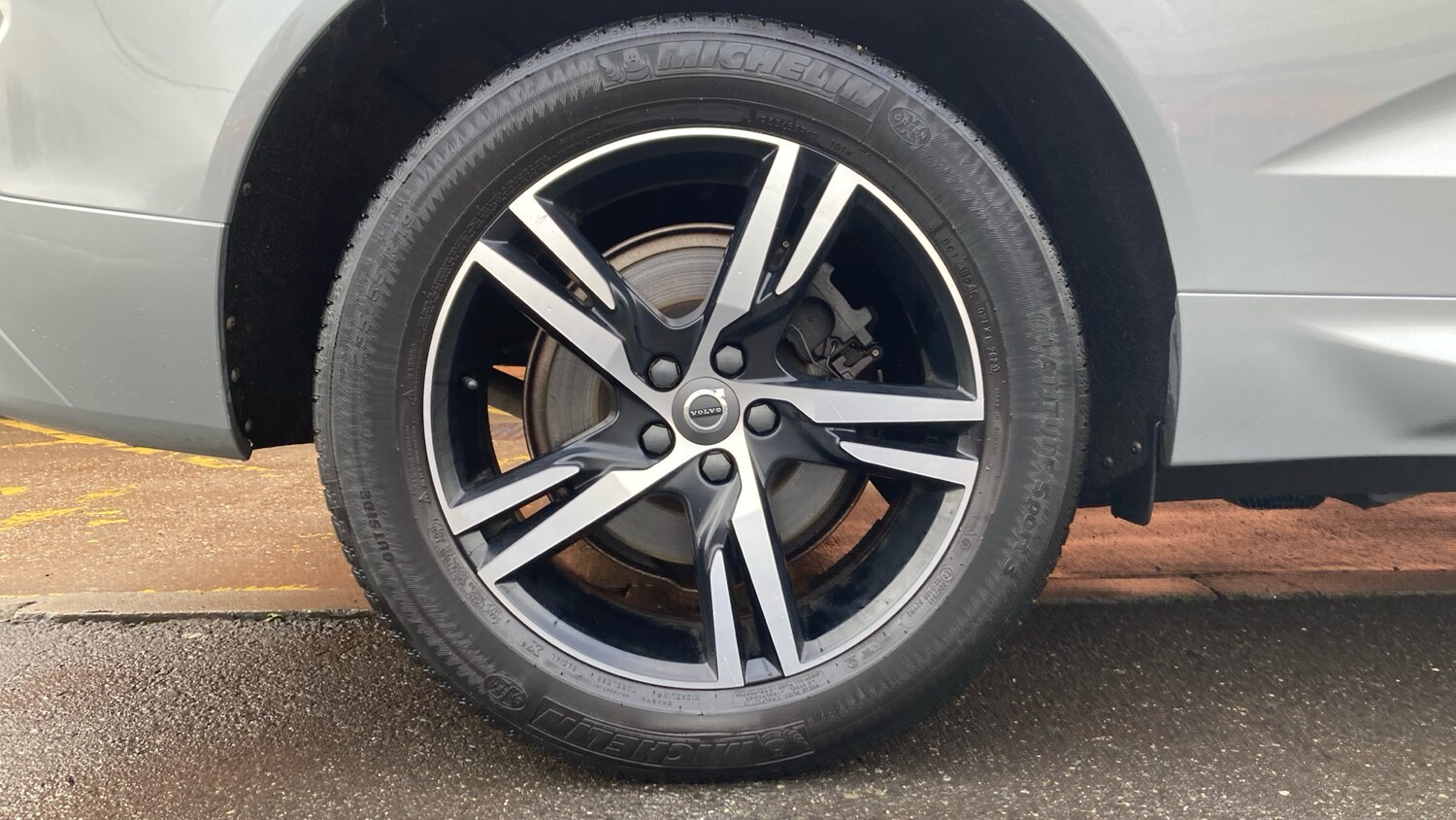 Used Volvo XC60 2018 for sale - 77528473: Photo 7