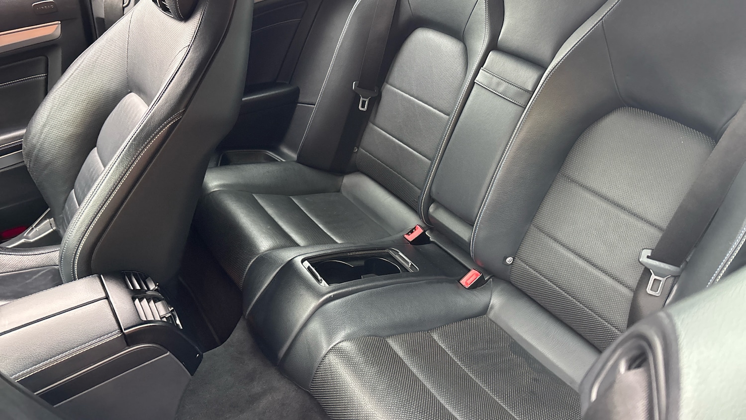 Used Mercedes-Benz E-Class 2016 for sale - 76057749: Photo 16