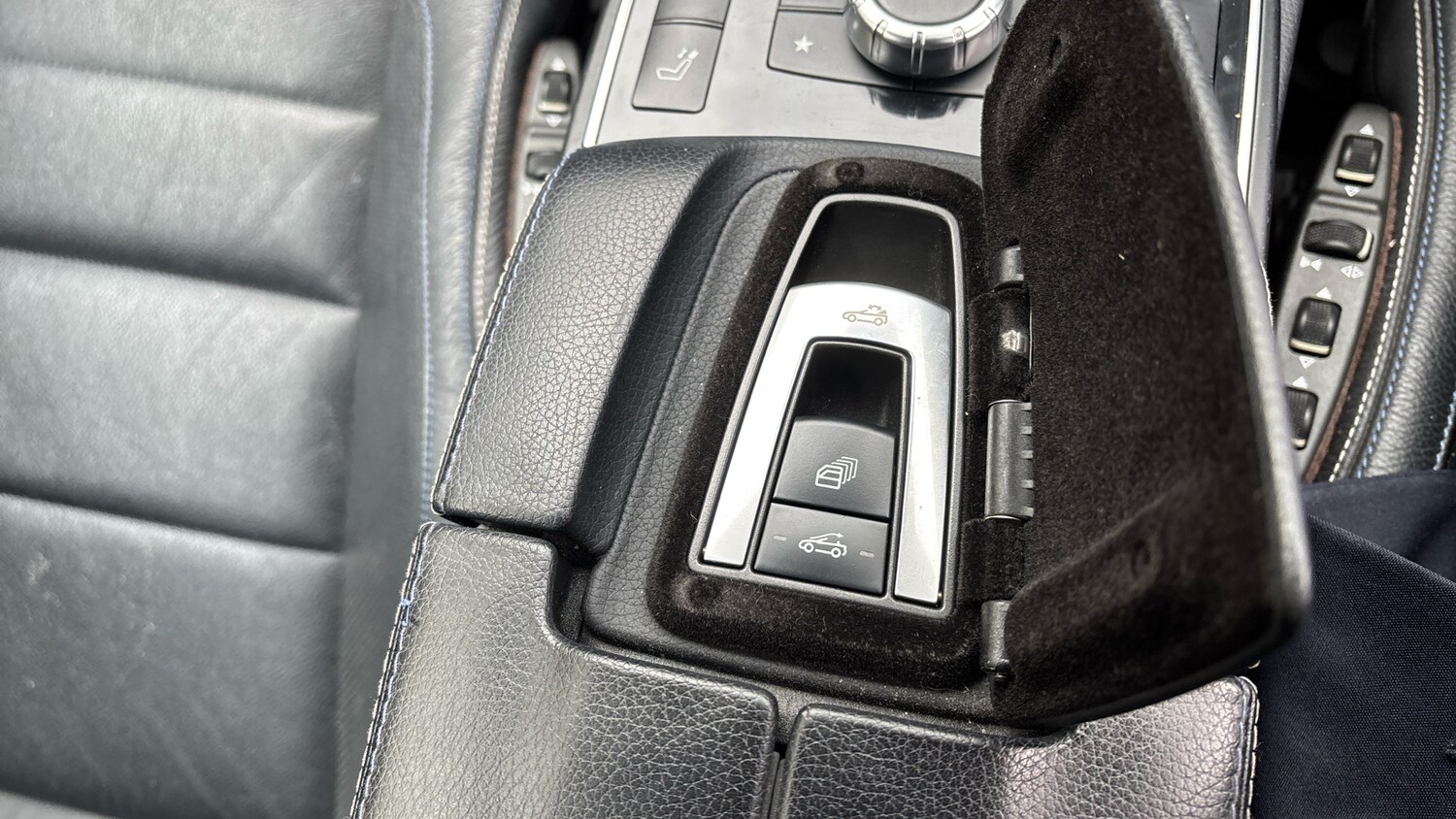 Used Mercedes-Benz E-Class 2016 for sale - 76057749: Photo 41