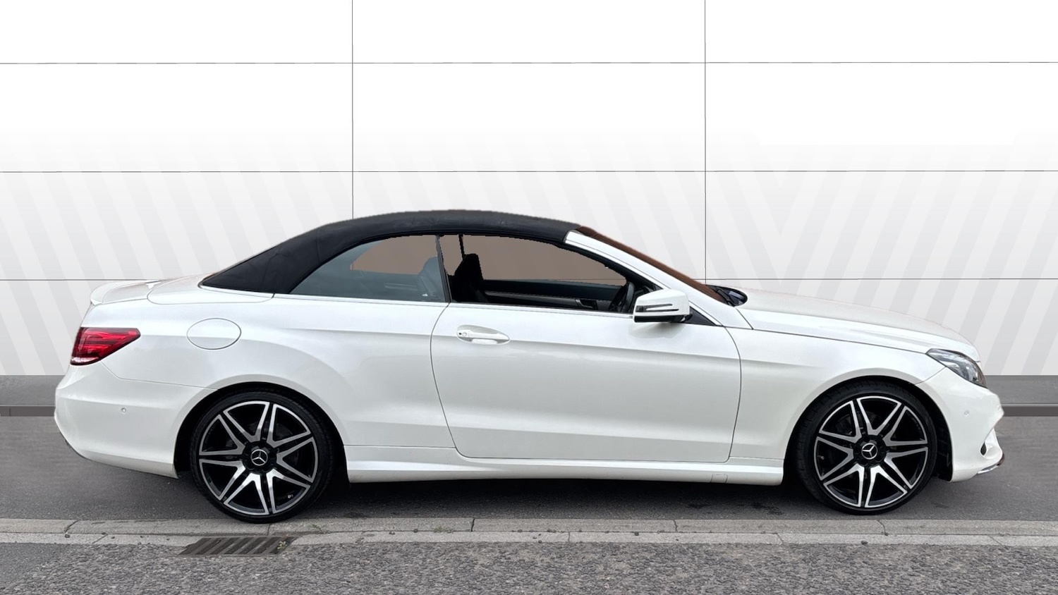 Used Mercedes-Benz E-Class 2016 for sale - 76057749: Photo 5