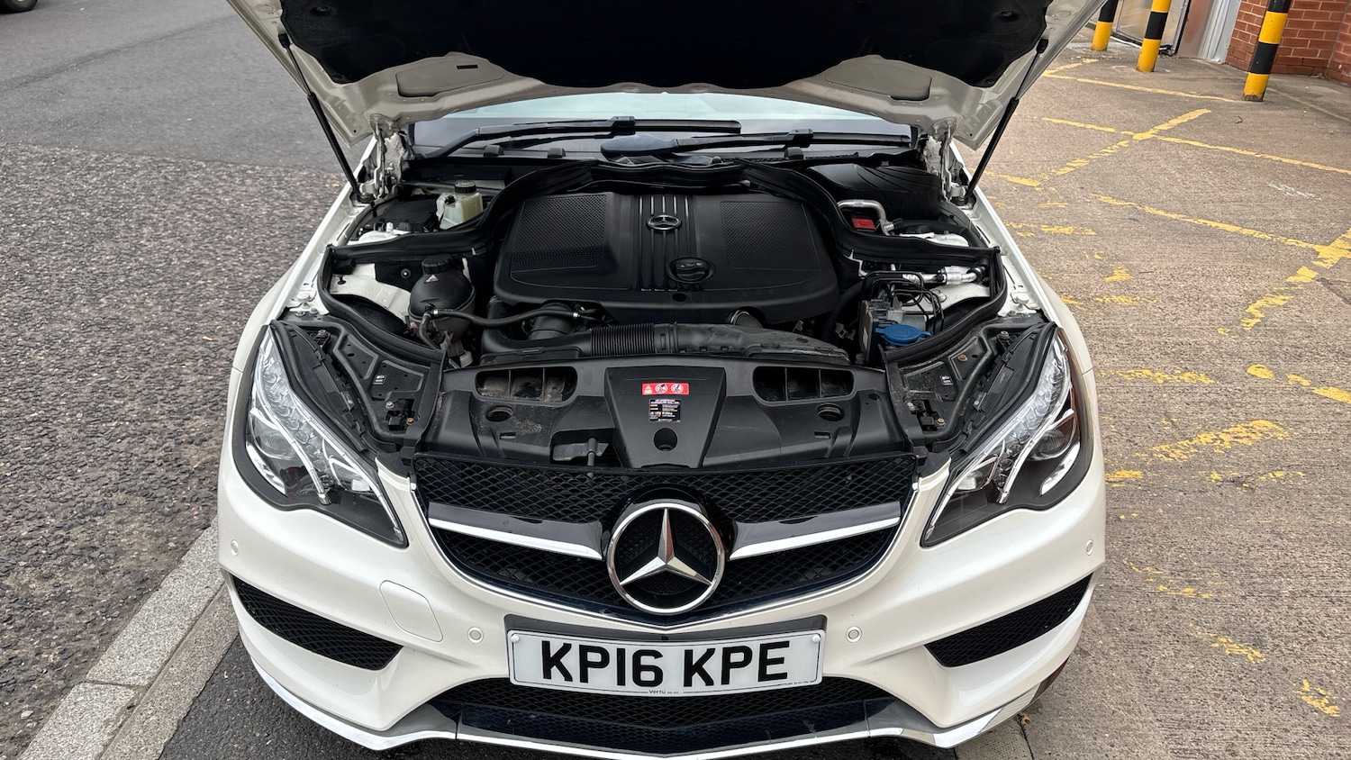 Used Mercedes-Benz E-Class 2016 for sale - 76057749: Photo 8