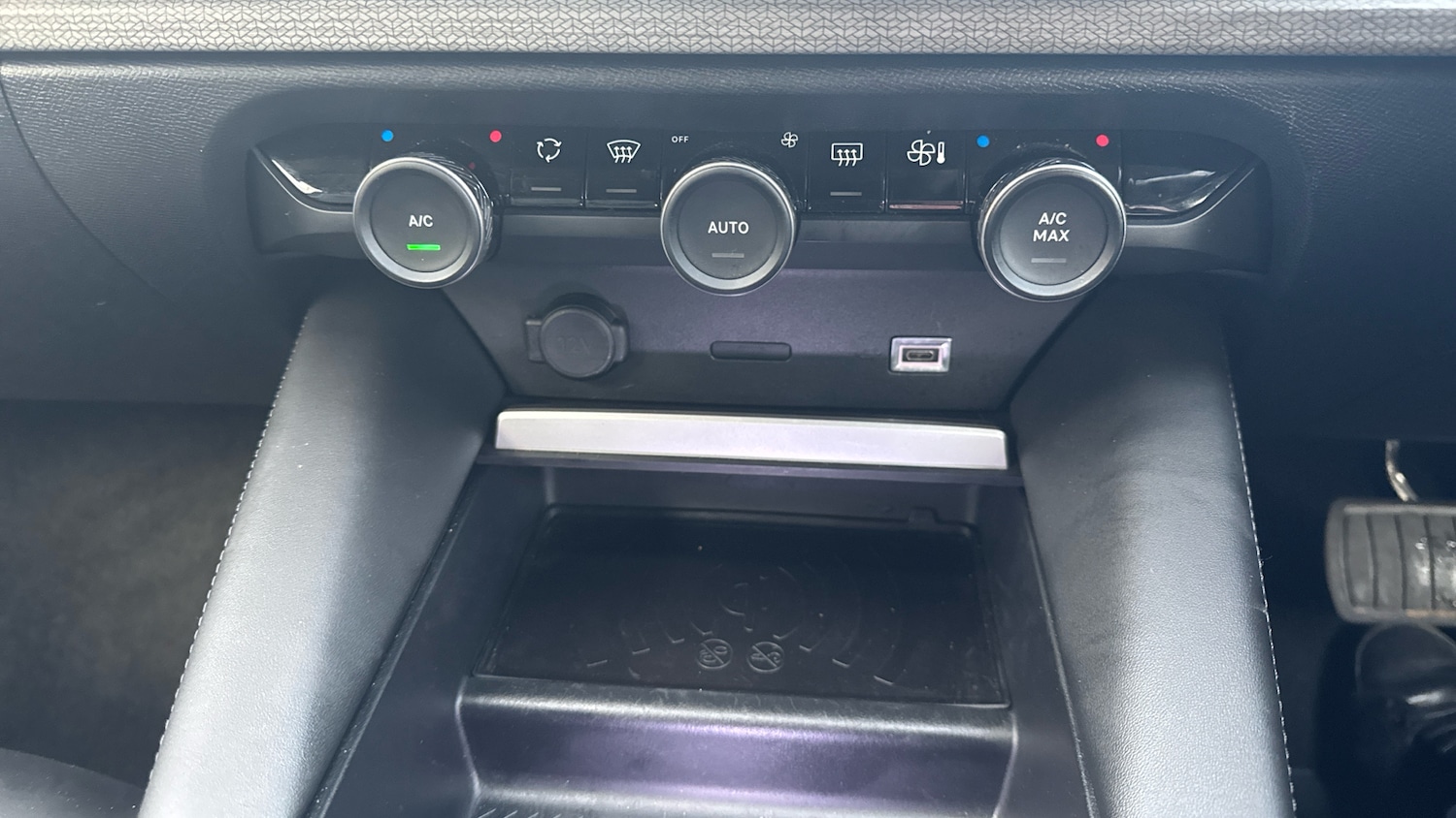 Used Citroen C5 X 2023 for sale - 76638567: Photo 27