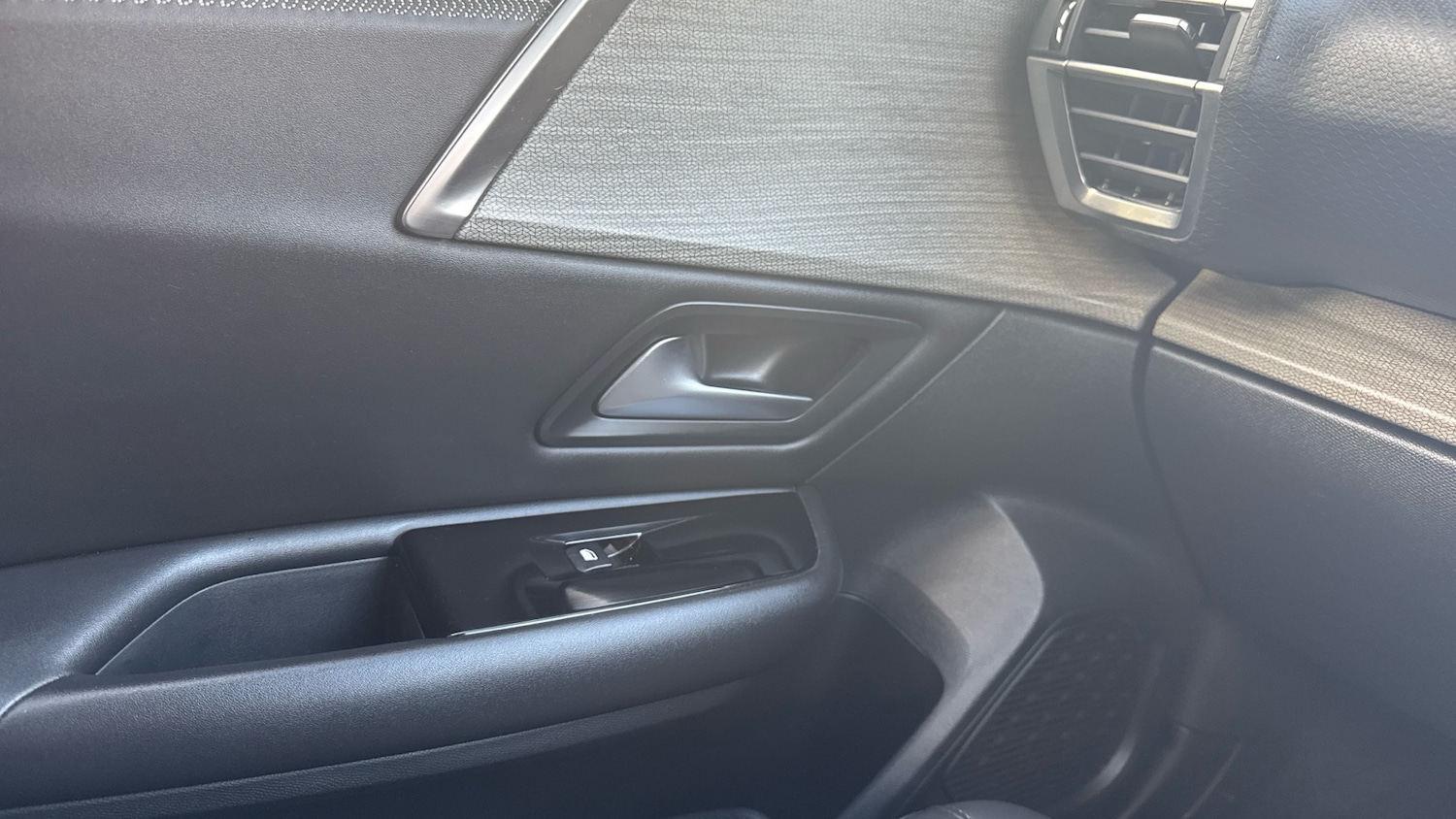 Used Citroen C5 X 2023 for sale - 76638567: Photo 35