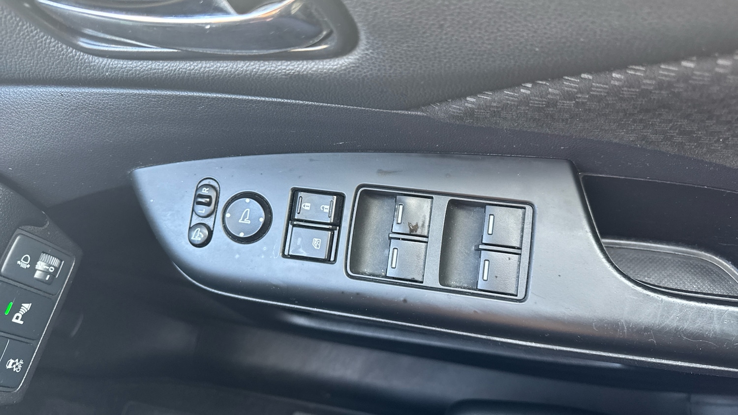 Used Honda CR-V 2018 for sale - 78106133: Photo 17