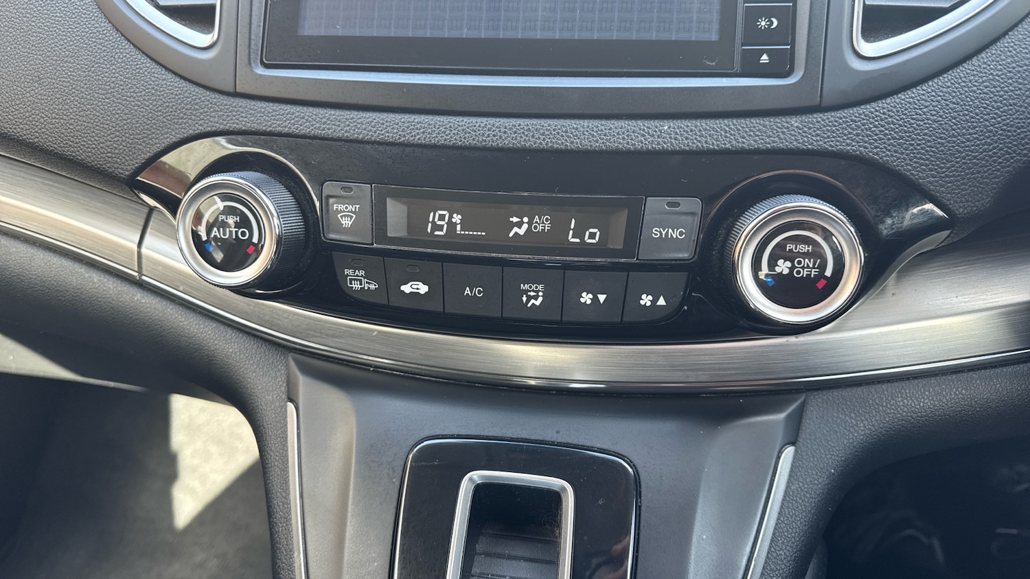 Used Honda CR-V 2018 for sale - 78106133: Photo 20