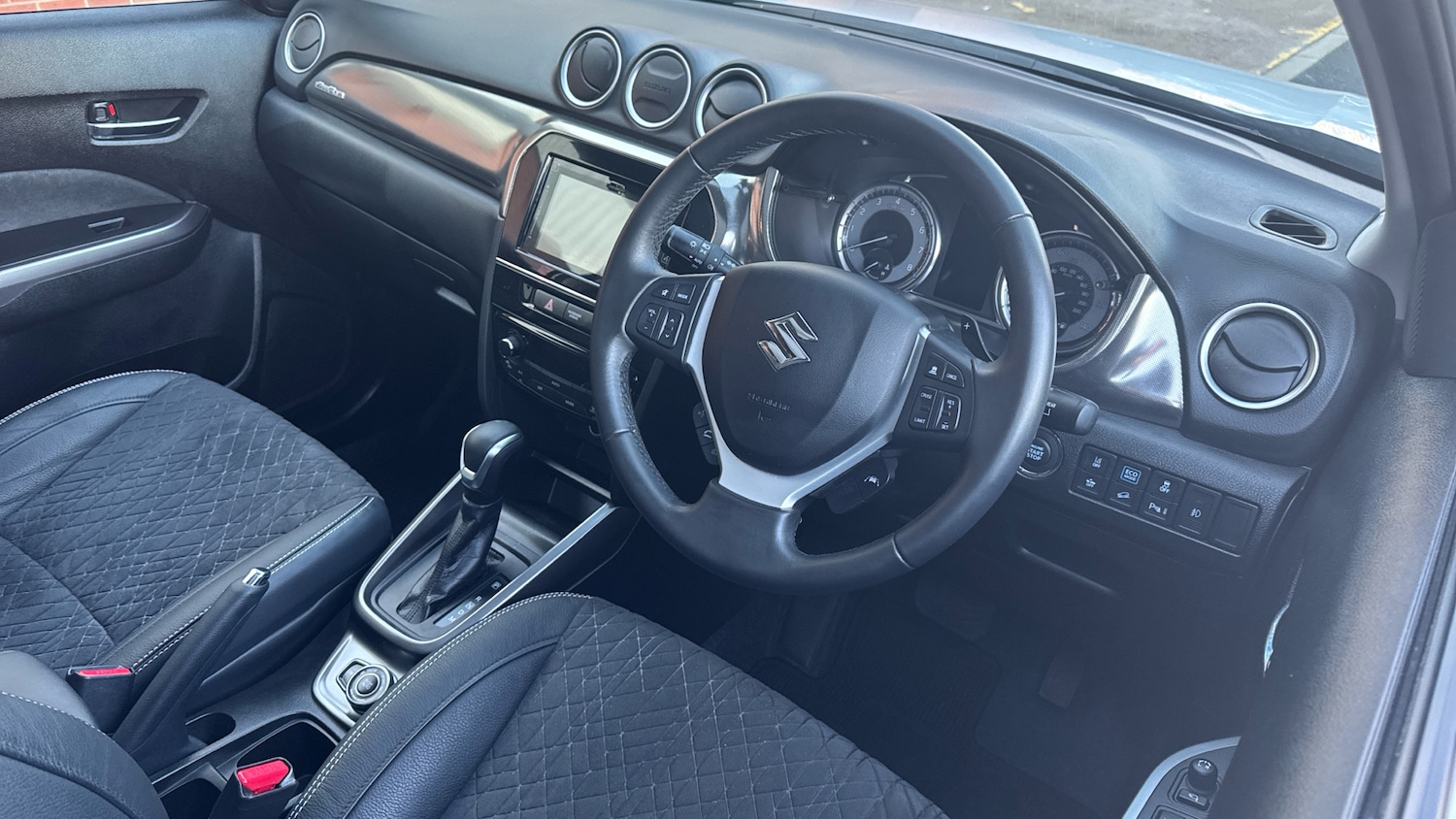 Used Suzuki Vitara 2023 for sale - 76796773: Photo 11