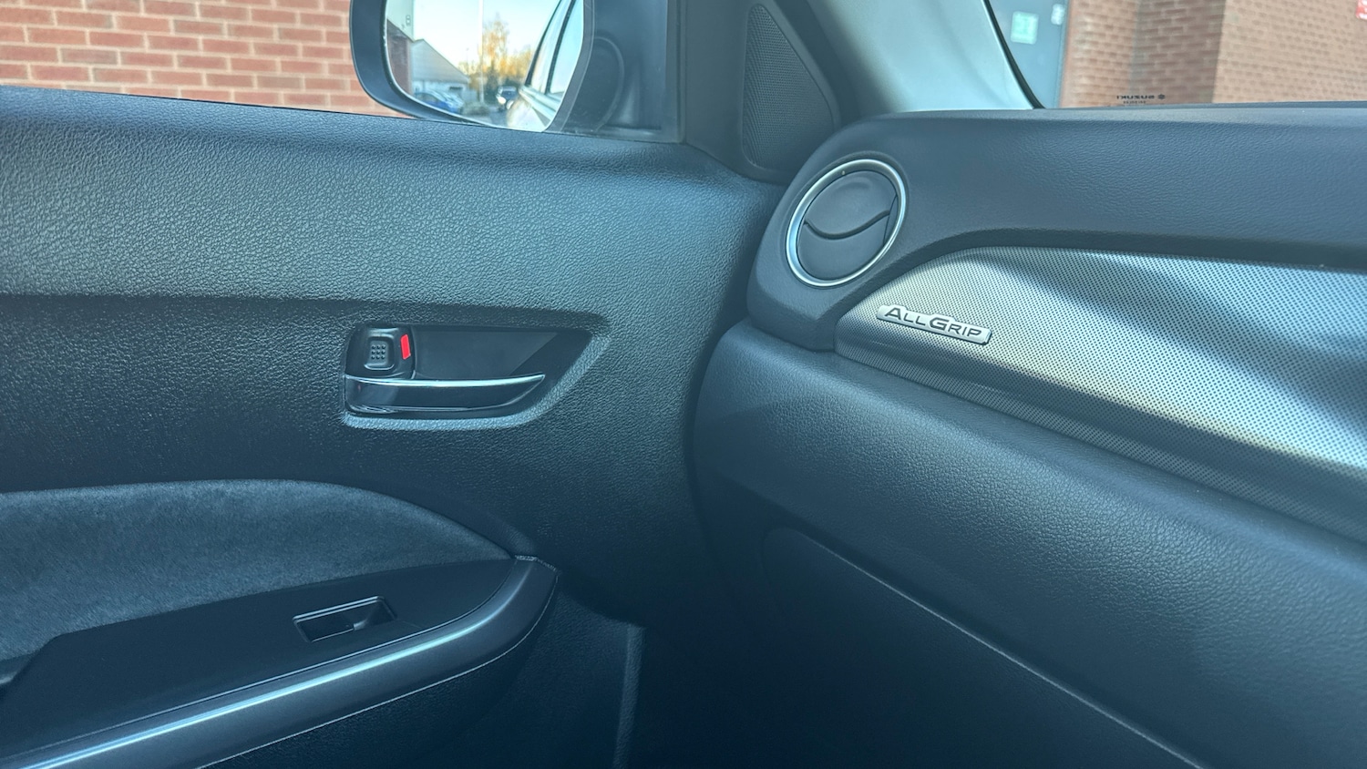 Used Suzuki Vitara 2023 for sale - 76796773: Photo 36