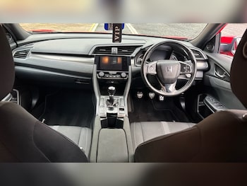 Used Honda Civic 2017 for sale - 76497184: Photo