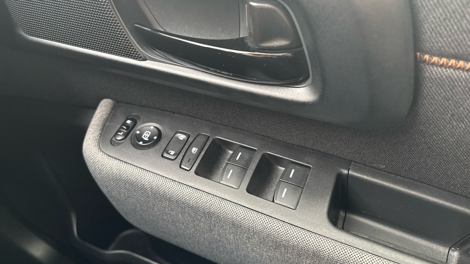 Used Honda e 2023 for sale - 78190855: Photo 19