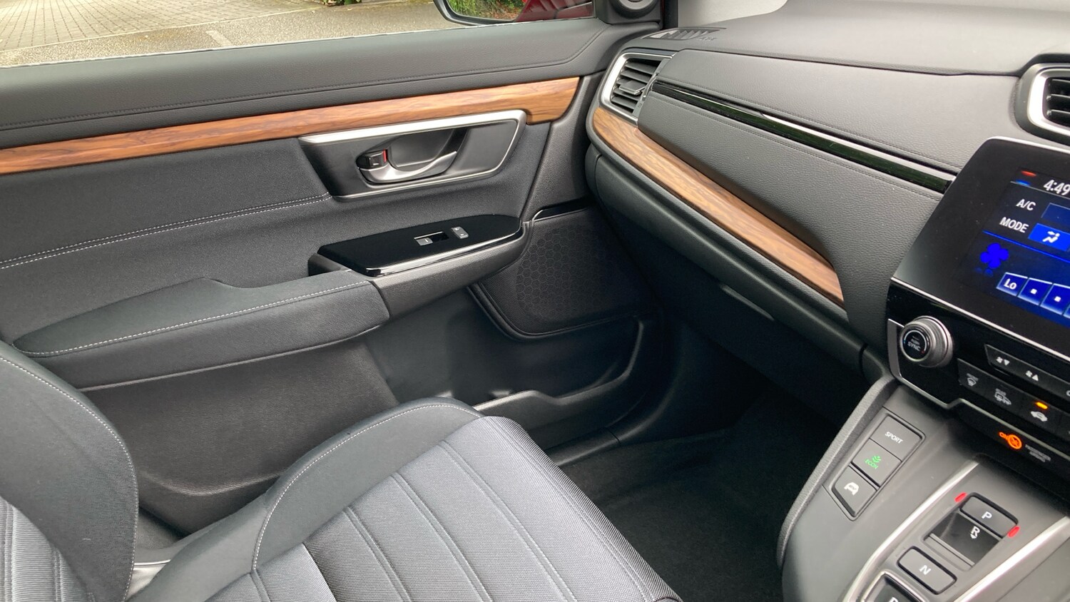 Used Honda CR-V 2021 for sale - 76273576: Photo 30