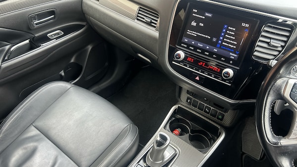 Used Mitsubishi Outlander 2019 for sale - 76230828: Photo 14