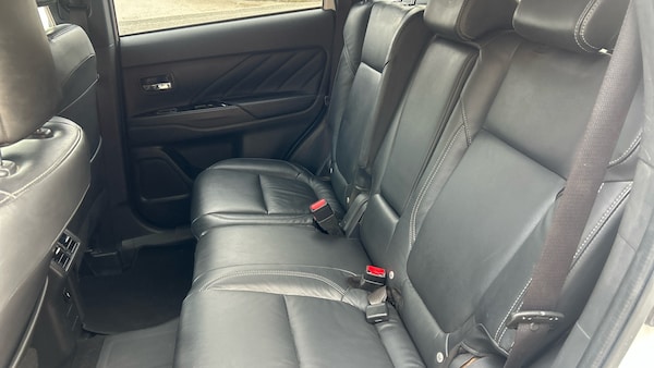Used Mitsubishi Outlander 2019 for sale - 76230828: Photo 16