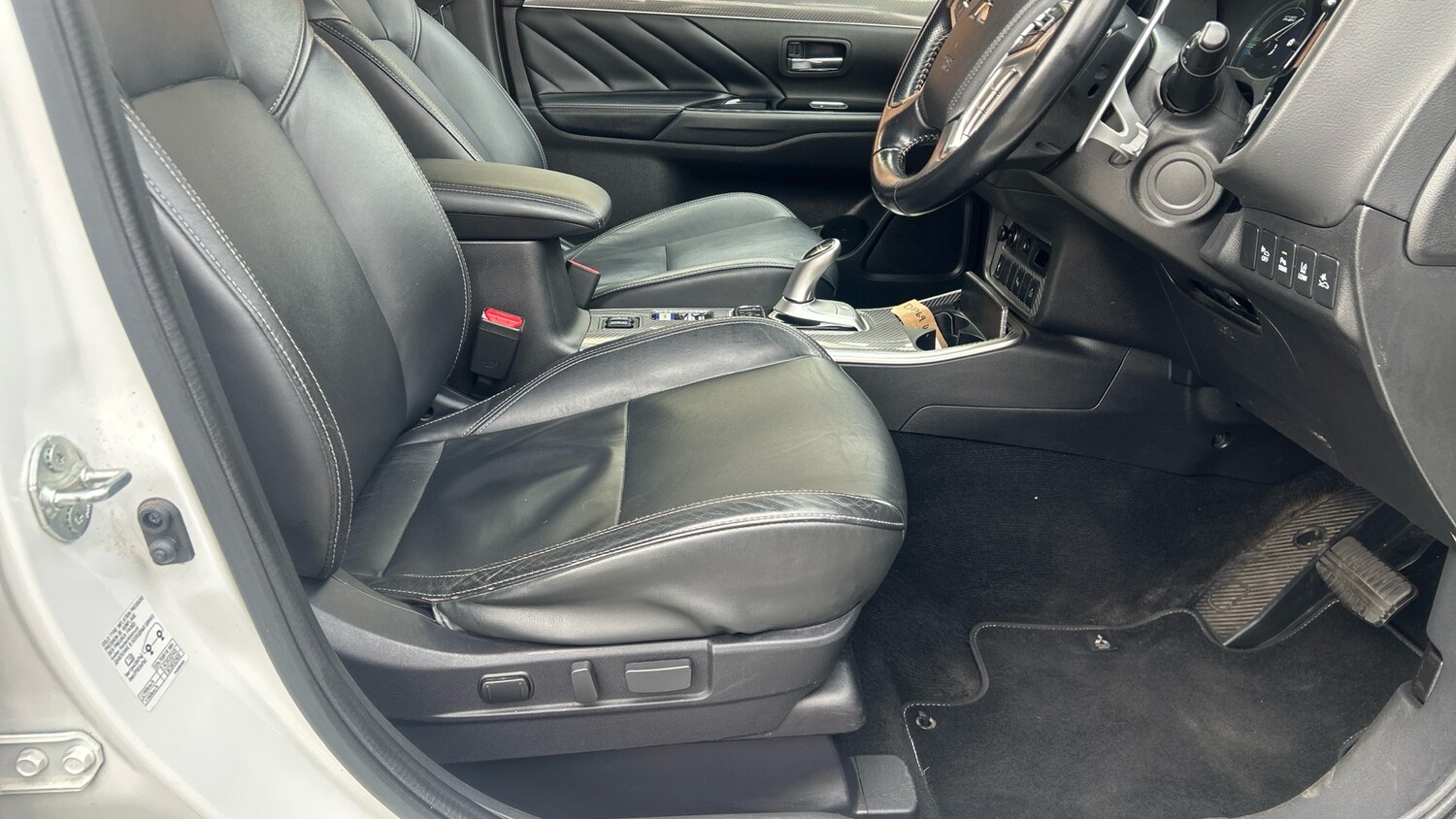 Used Mitsubishi Outlander 2019 for sale - 76230828: Photo 33