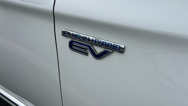 Used Mitsubishi Outlander 2019 for sale - 76230828: Photo 36
