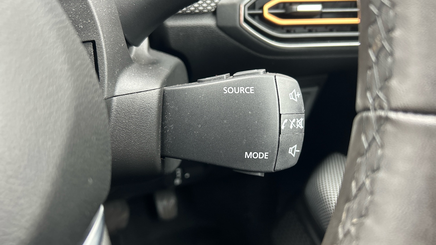 Used Dacia Sandero Stepway 2022 for sale - 76255268: Photo 28