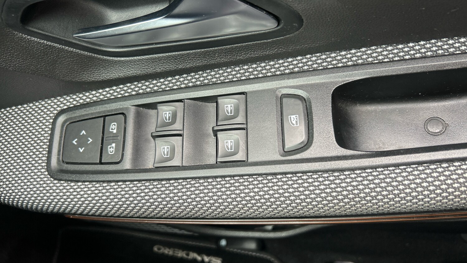 Used Dacia Sandero Stepway 2022 for sale - 76255268: Photo 32