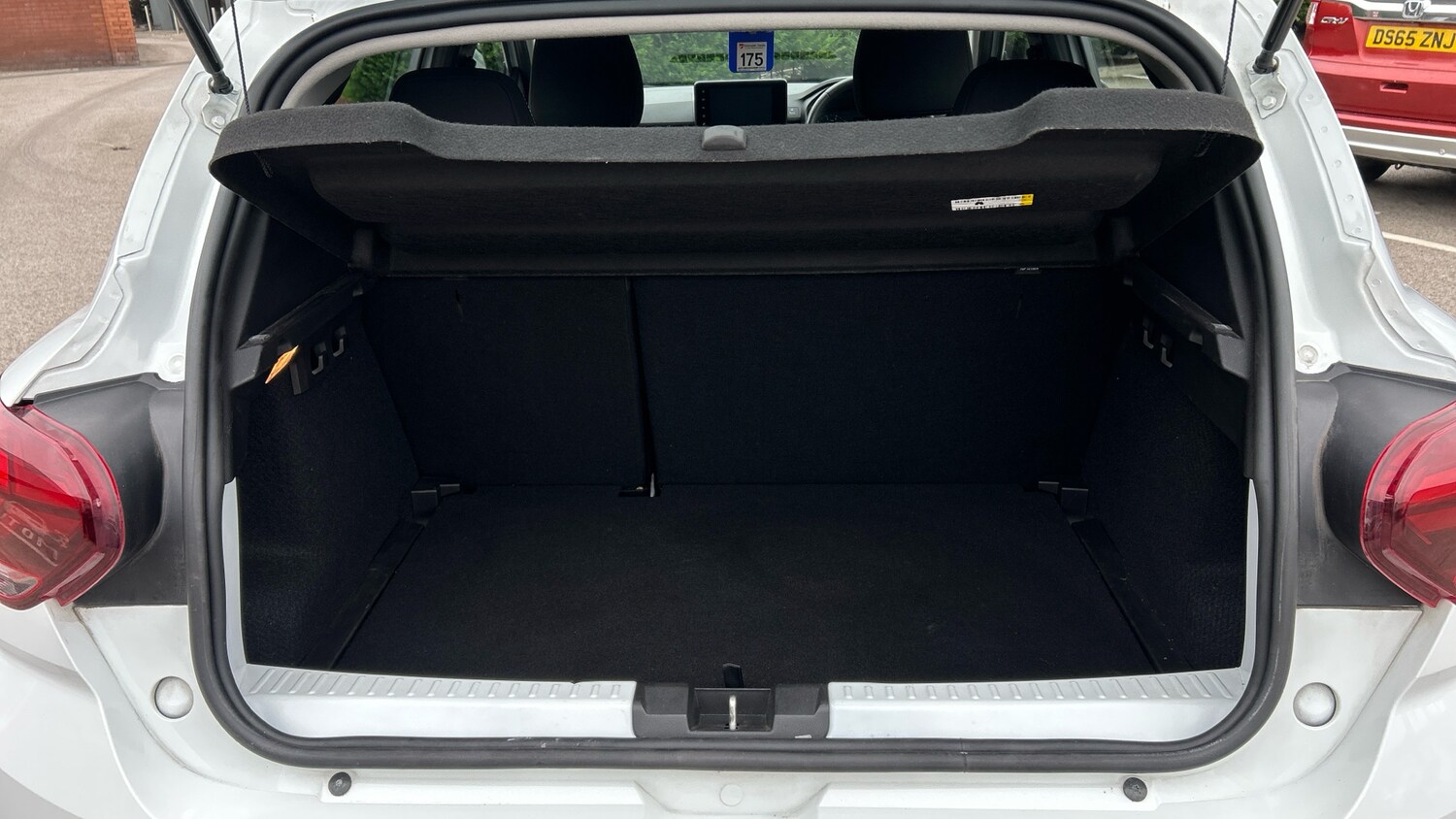Used Dacia Sandero Stepway 2022 for sale - 76255268: Photo 4