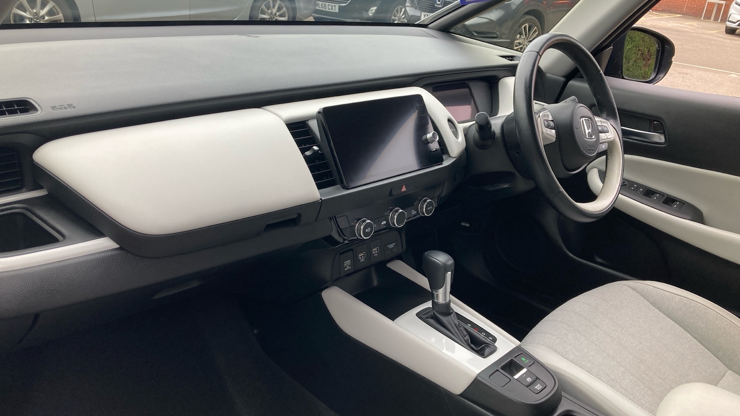 Used Honda Jazz 2020 for sale - 76466022: Photo 2