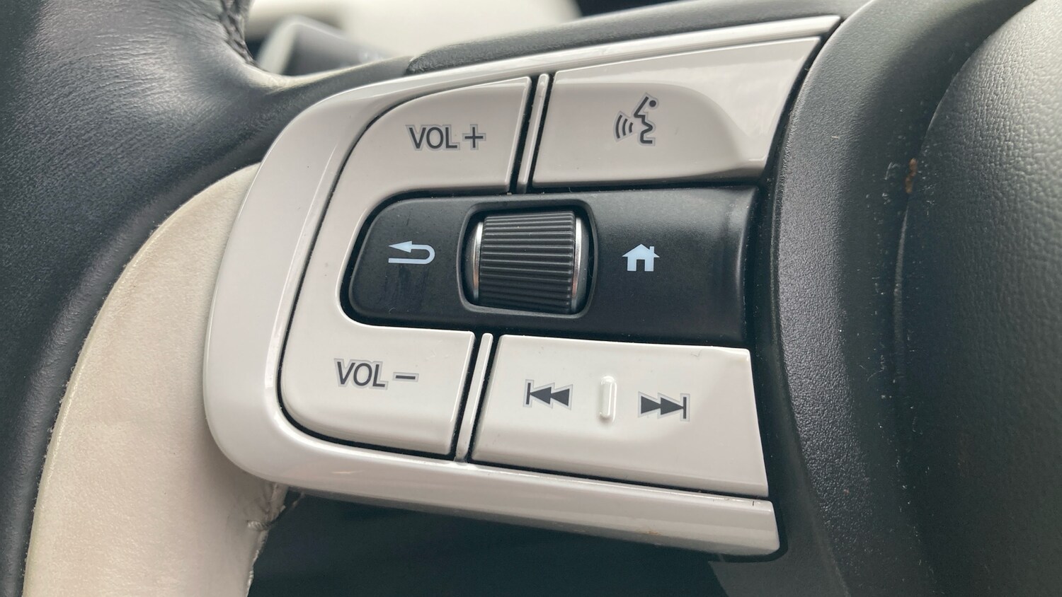 Used Honda Jazz 2020 for sale - 76466022: Photo 29