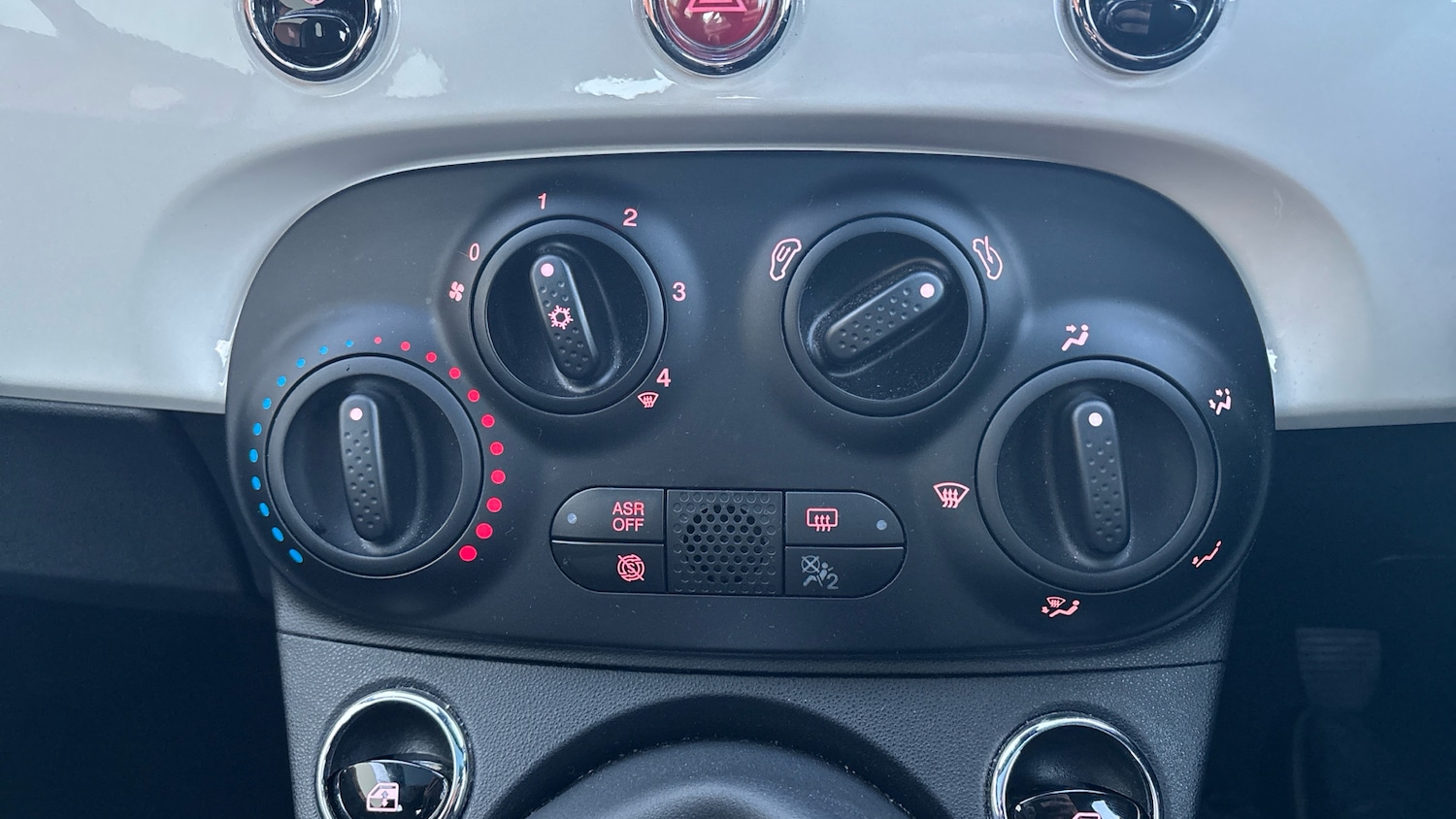 Used Fiat 500 2023 for sale - 76895231: Photo 39