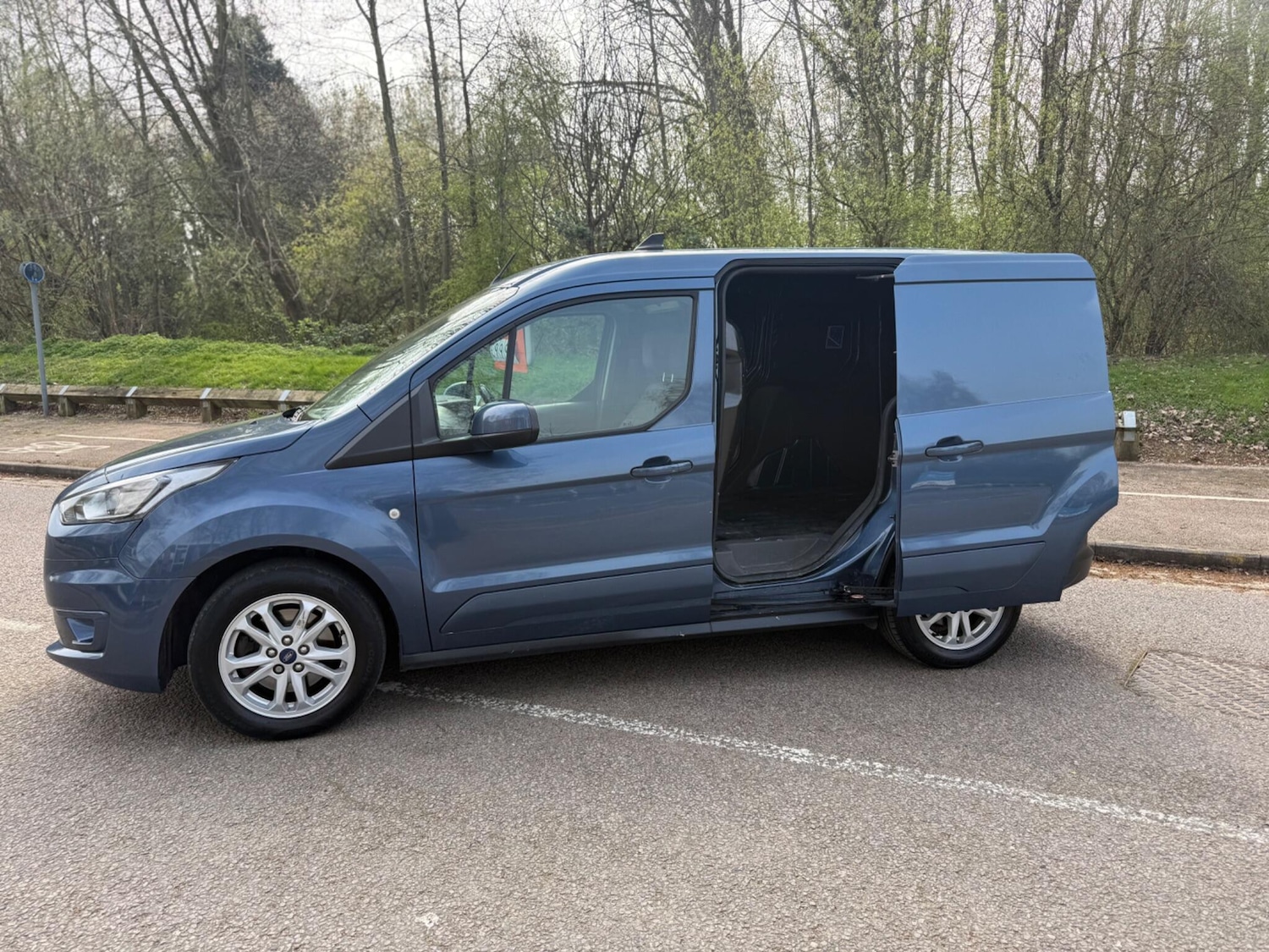 Used Ford Transit Connect 2020 for sale - 77994170: Photo 11