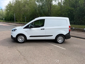 Used Ford Transit Courier 2020 for sale - 78704850: Photo