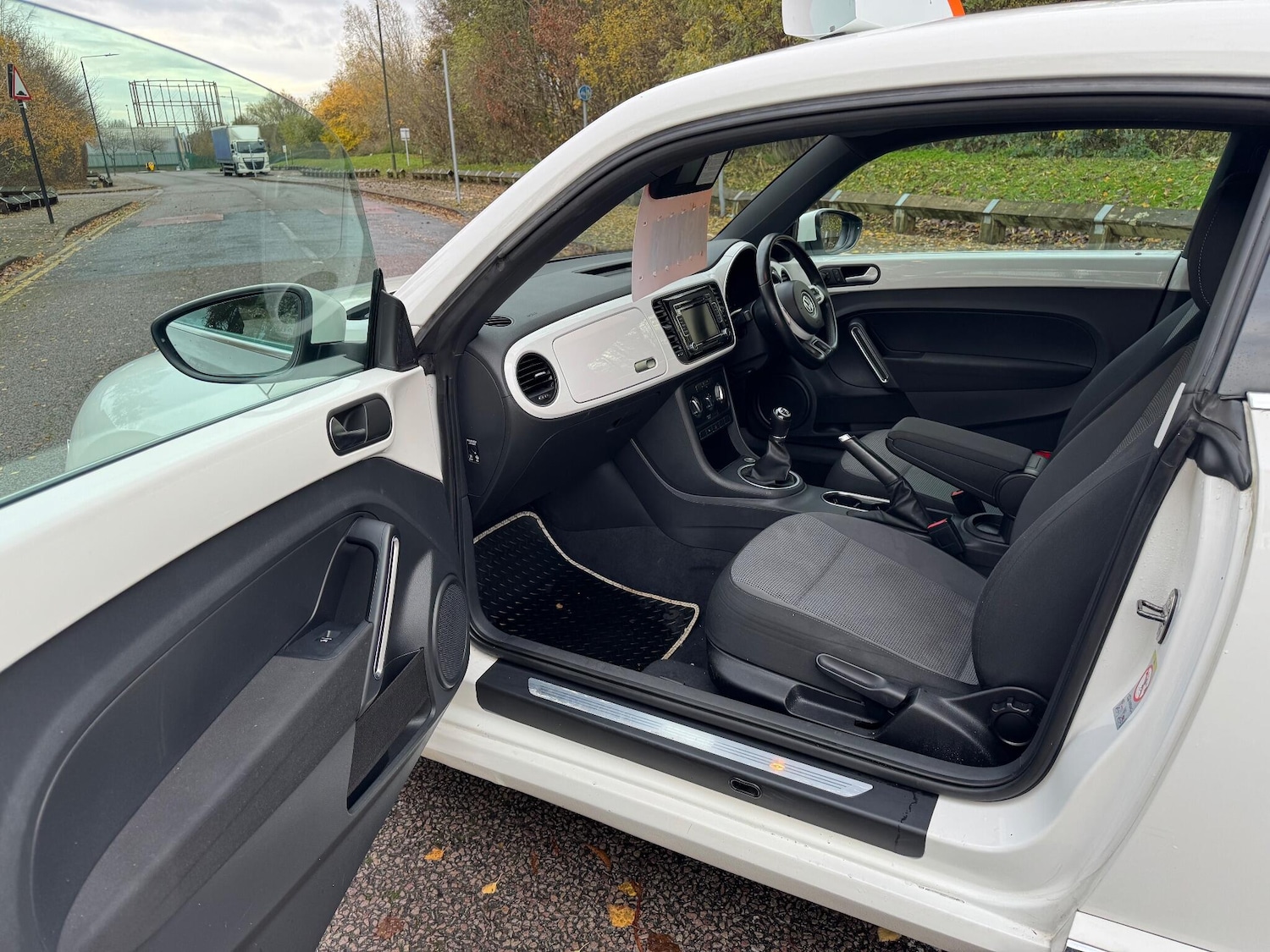 Used Volkswagen Beetle 2013 for sale - 77029569: Photo 13