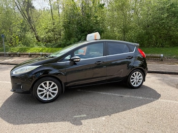 Used Ford Fiesta 2016 for sale - 78260802: Photo