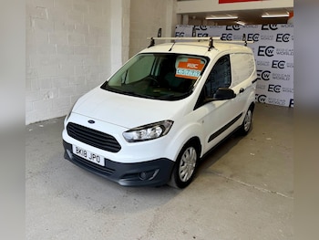 Used Ford Transit Courier 2018 for sale - 78958903: Photo