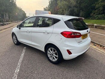 Used Ford Fiesta 2018 for sale - 77029220: Photo