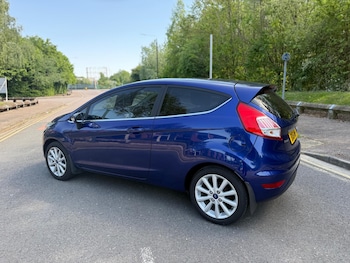 Used Ford Fiesta 2016 for sale - 78460975: Photo