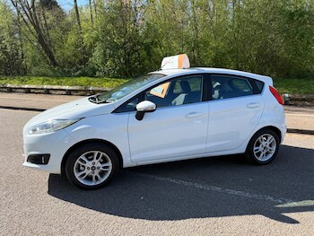 Used Ford Fiesta 2016 for sale - 78157500: Photo